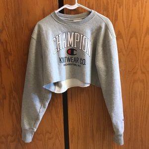 Champion Reverse Weave Cropped Crewneck